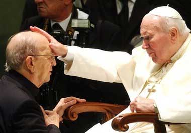 Pope John Paul II blesses Father Marcial Maciel, November 2004.jpg