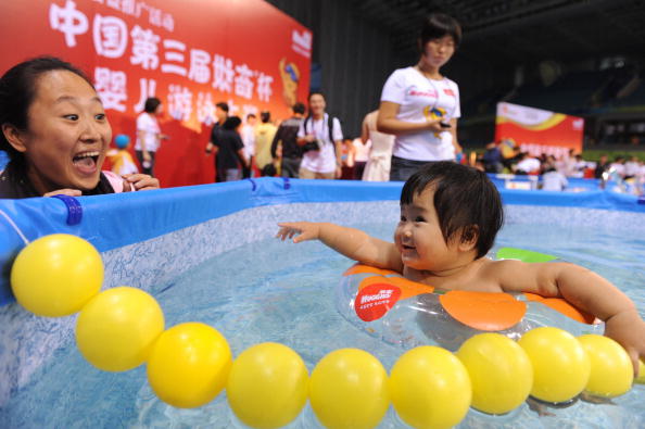Baby swimming contest.jpg