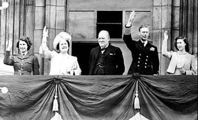 Churchill and George VI.jpg