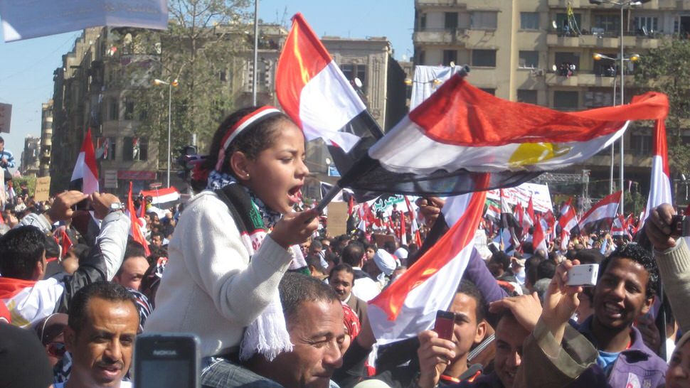 Chanting girl, Cairo, February 18.jpg