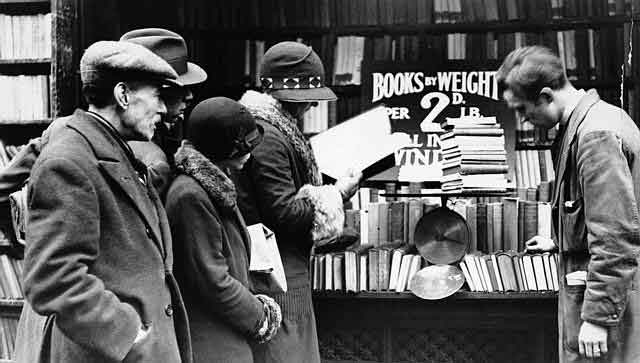 Booksellers in Charing Cross Road.jpg