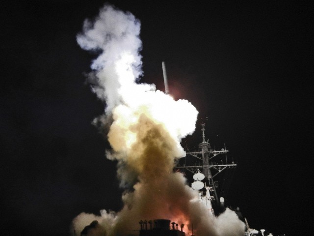 Tomahawk missile launch.jpg