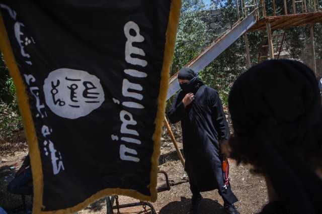 ISIS flag.jpg