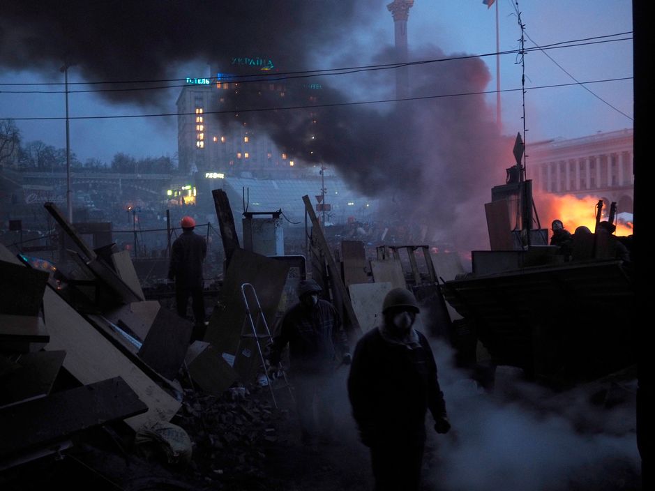 Kiev protesters.jpg