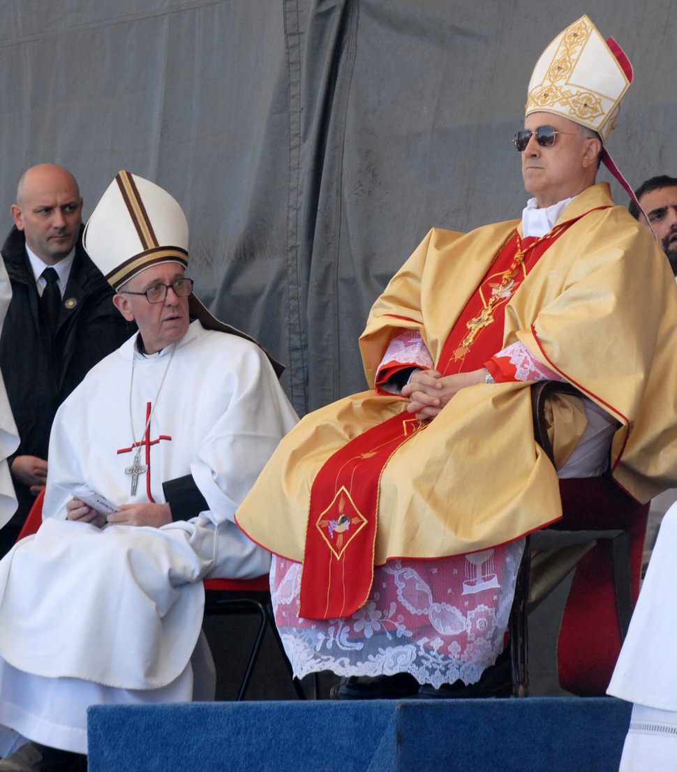 Vatican - Bertone and Bergoglio.jpg