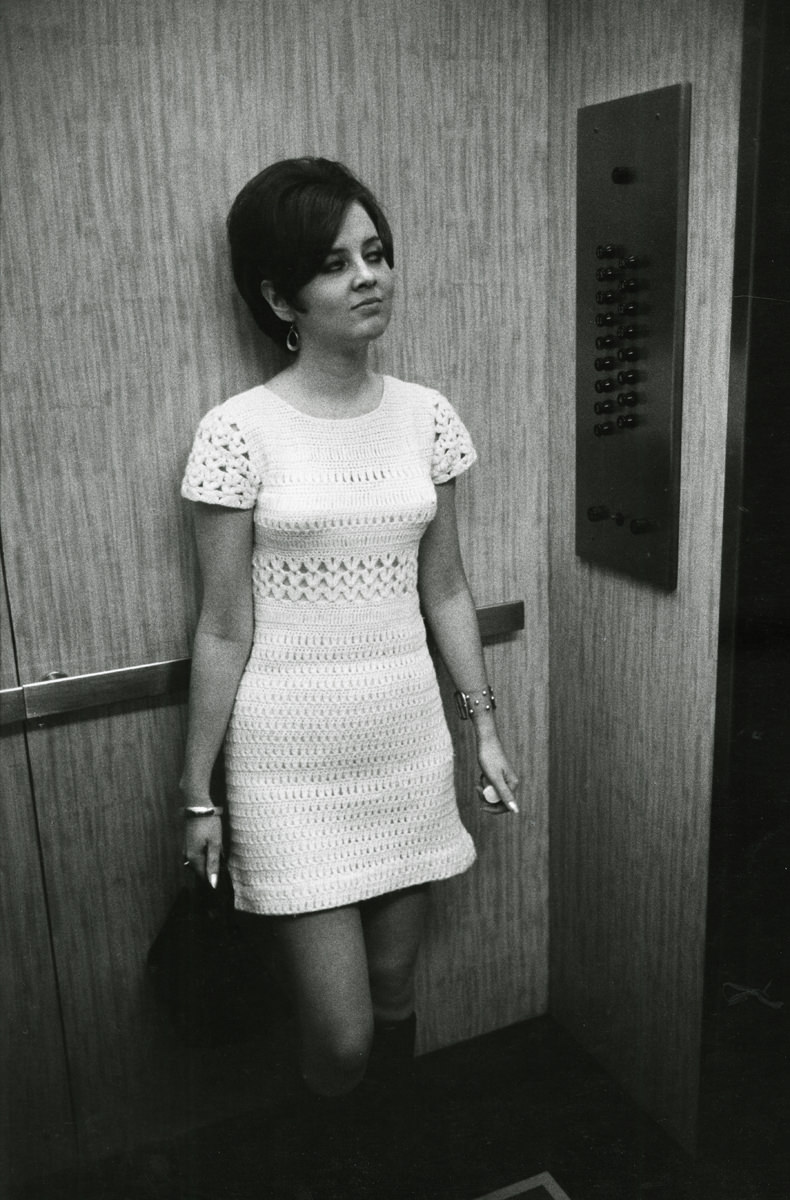 Garry Winogrand: Woman in Elevator.jpg