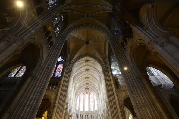 restore Chartres.jpg