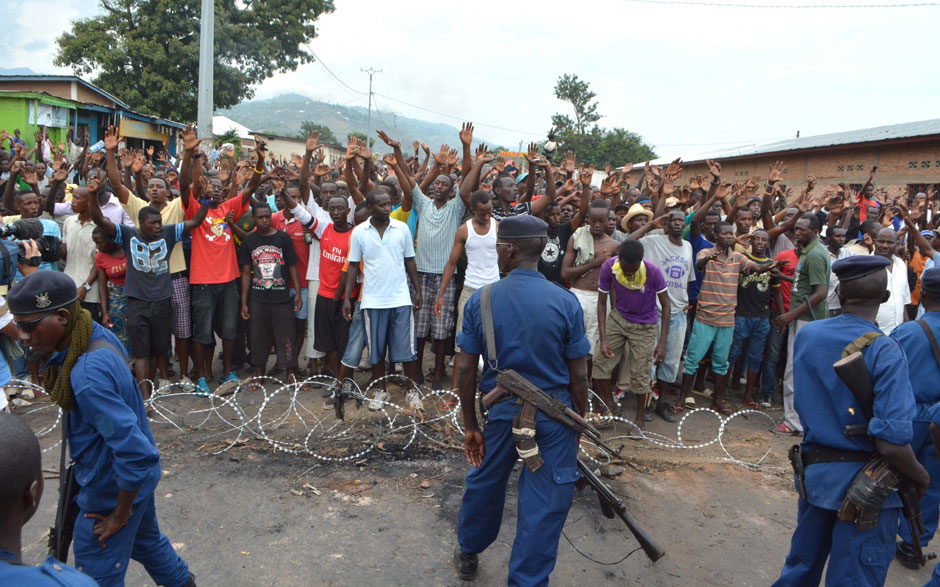 Burundian police.jpg
