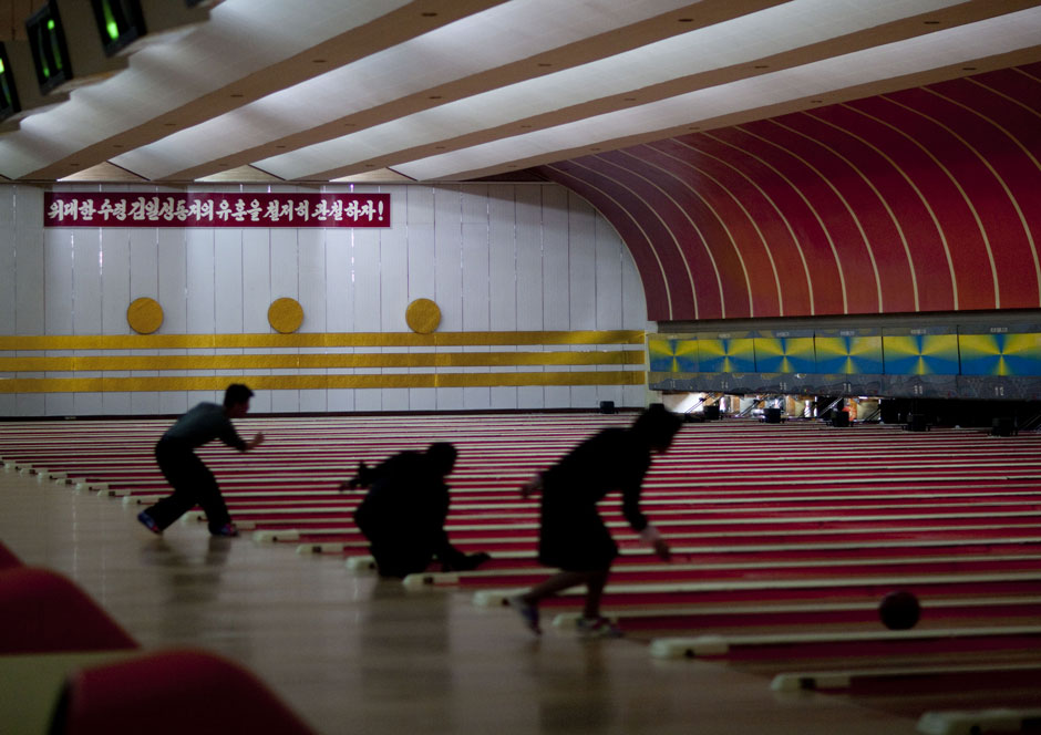 Pyongyang bowling.jpg