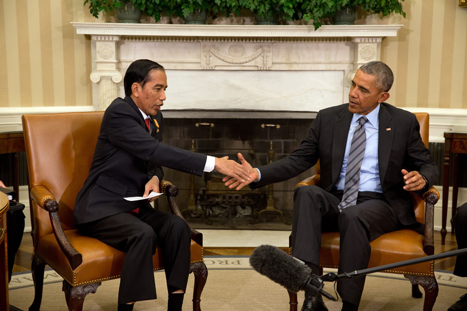 Obama and Widodo.jpg