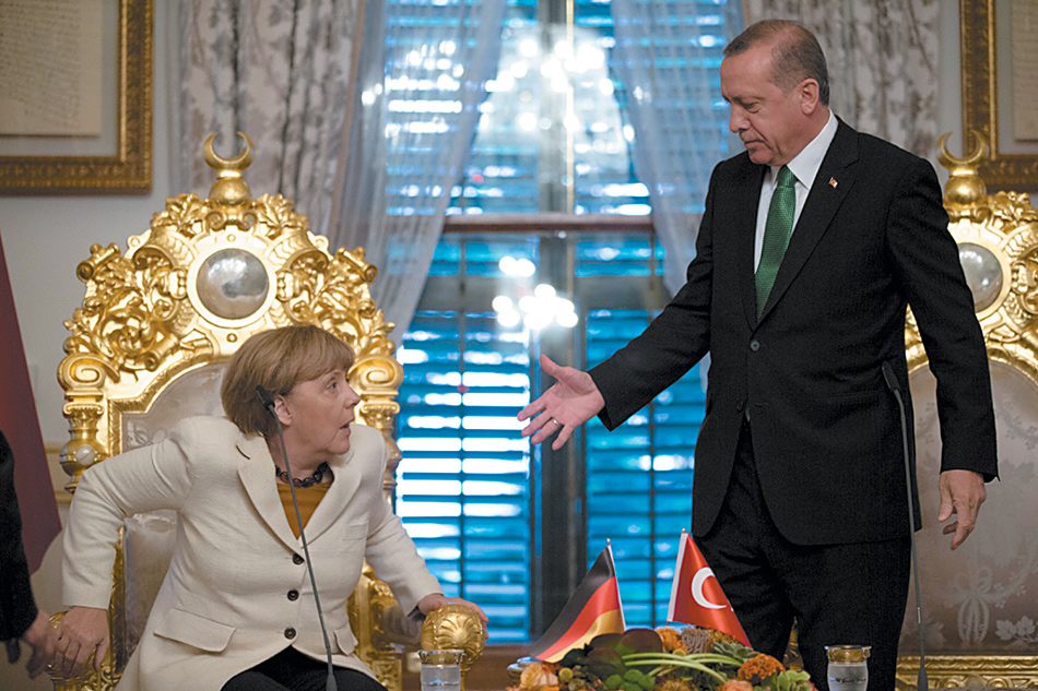 German Chancellor Angela Merkel and Turkish President Recep Tayyip Erdoğan at the Yıldız Palace, Istanbul, October 2015