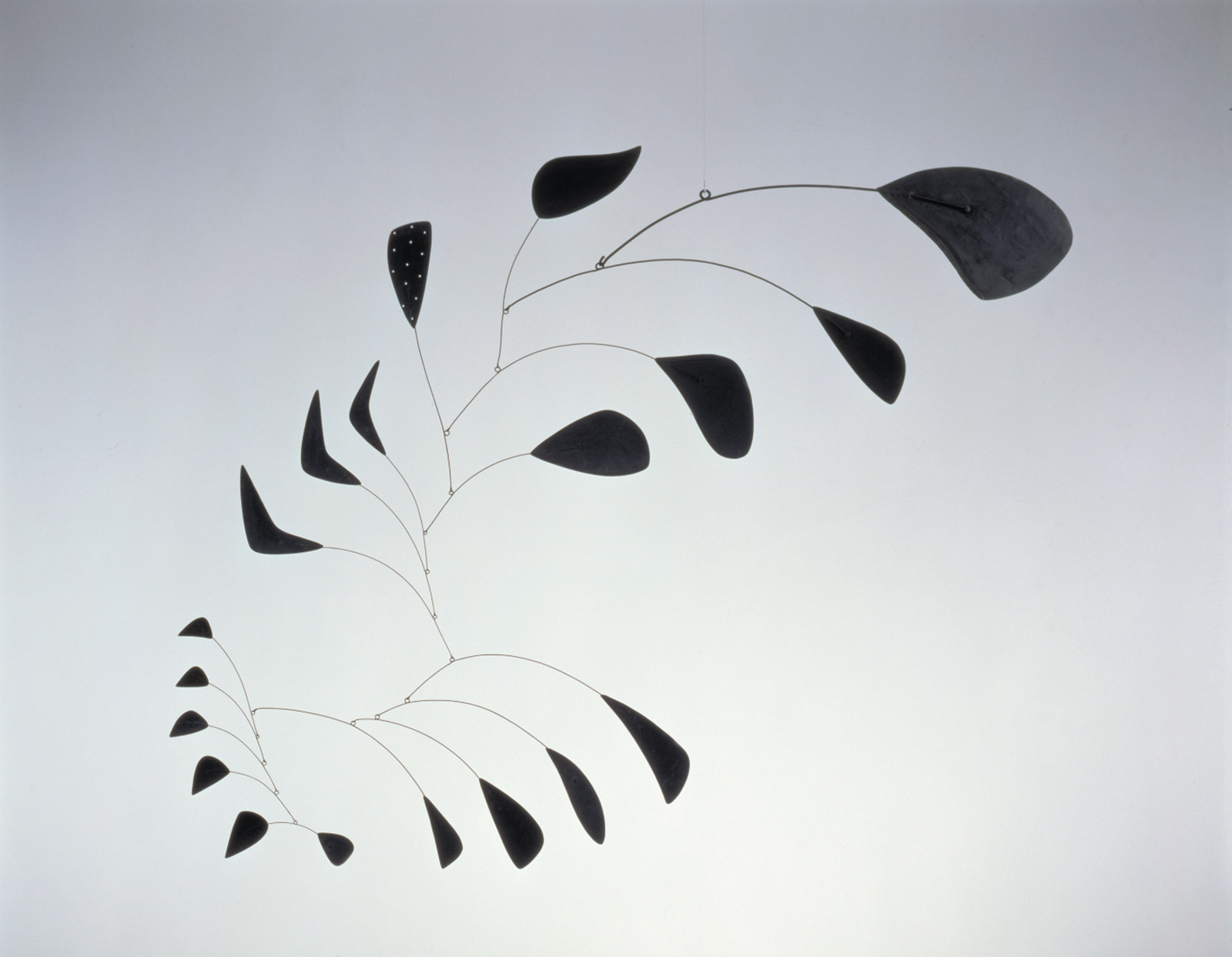 Alexander Calder: Vertical Foliage, sheet metal, wire, and paint, 53 1/2 x 66 inches, 1941