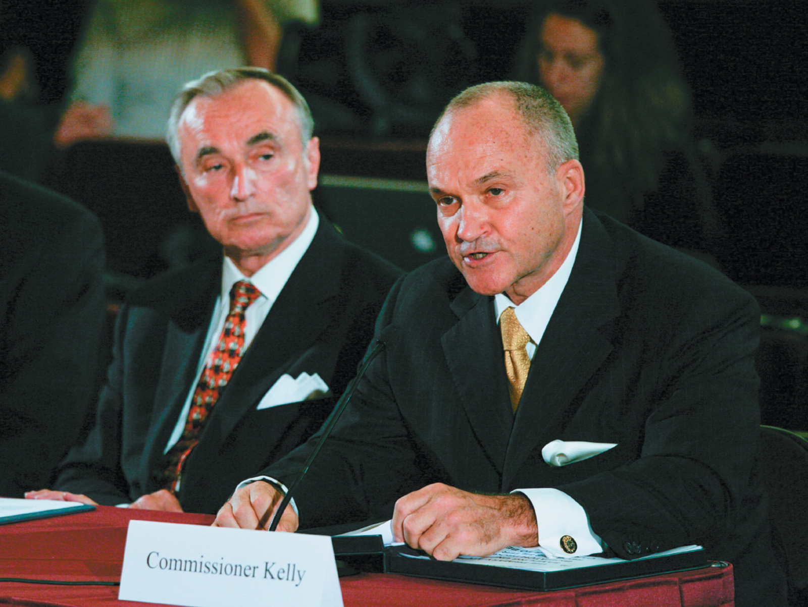 William Bratton, then chief of the LAPD, and Raymond Kelly, then commissioner of the NYPD, at a public hearing in New York City, September 2008