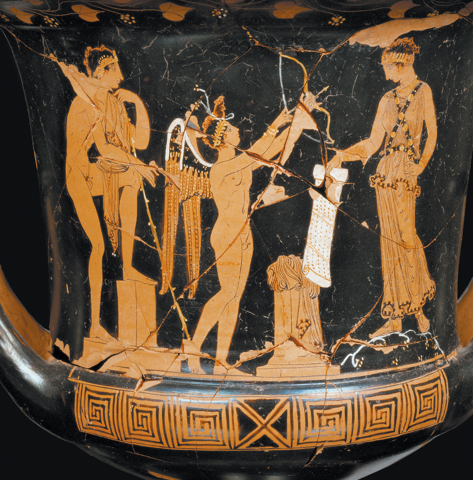 Jason meeting Medea, with Amor between them; detail of a Sicilian red-figure cup, circa 350 BCE