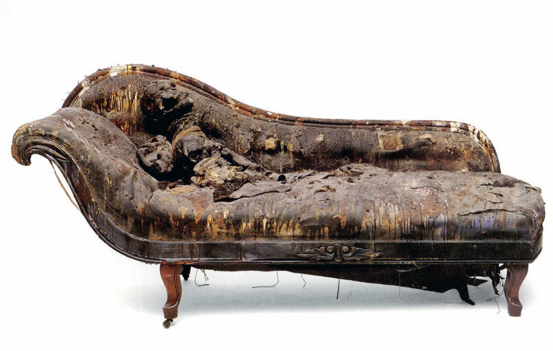Bruce Conner: Couch, 1963