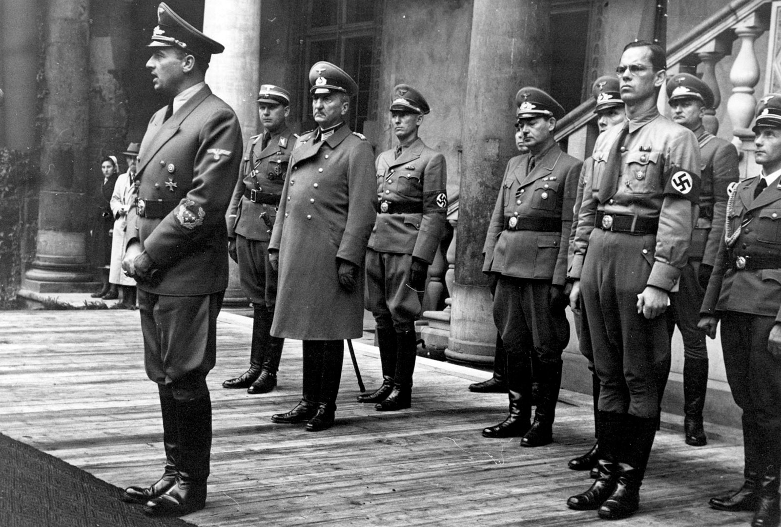 Hans Frank standing in front of a group of German officers that includes Otto von Wächter (fourth from left), Wawel Castle, Kraków, August 1942