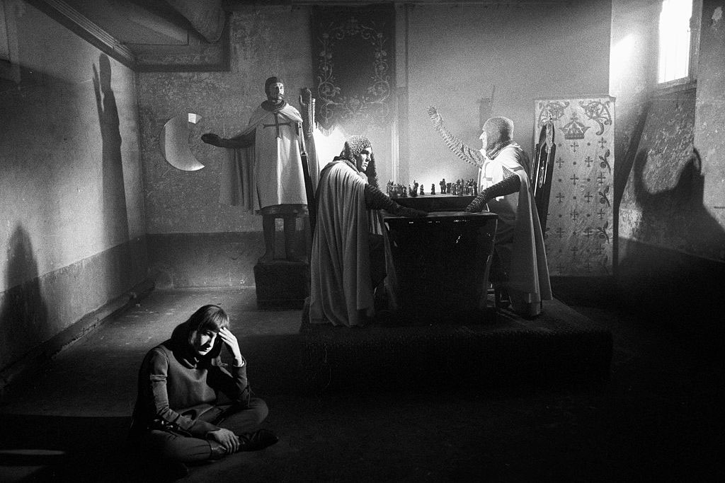 A scene from Ruiz's The Hypothesis of the Stolen Painting, 1978