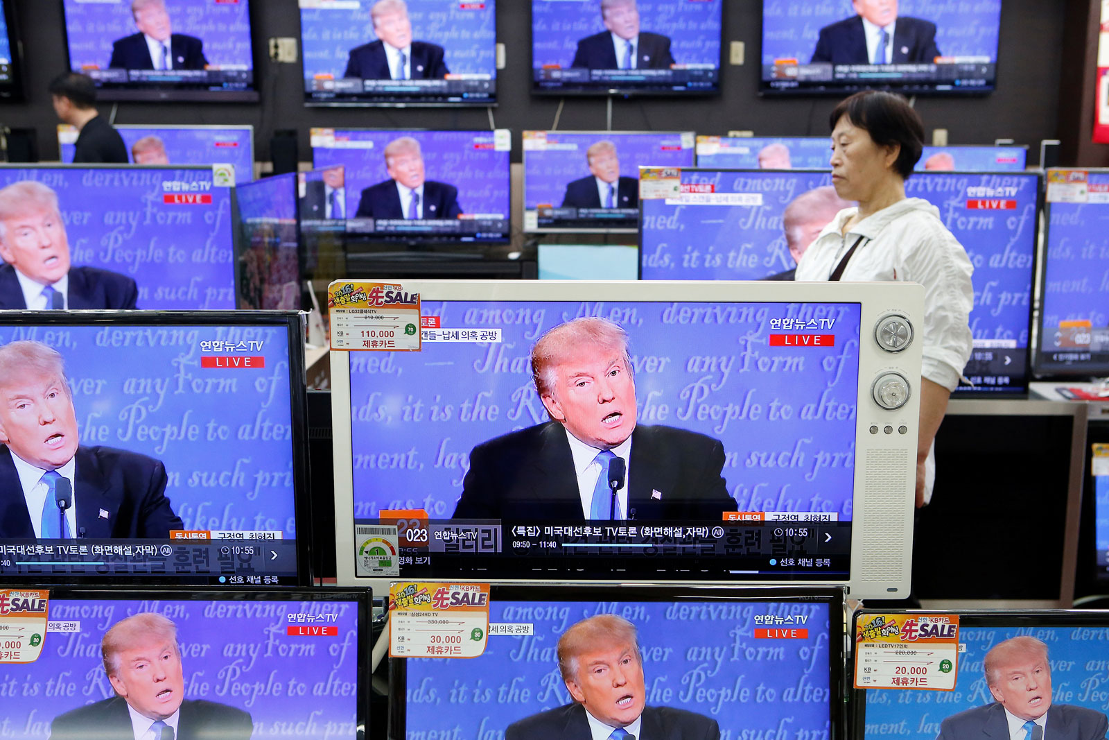 Donald Trump on television screens in Seoul, South Korea, September 27, 2016