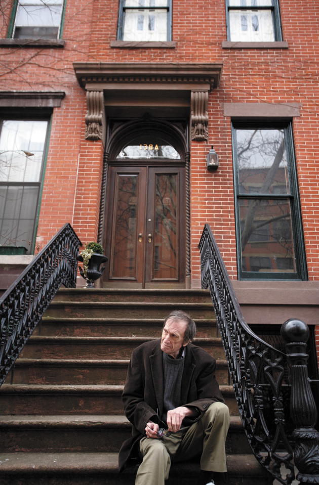 L. J. Davis at his former town house, Brooklyn, April 2009
