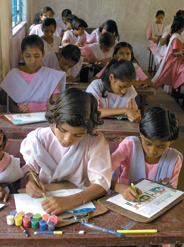 Girls in a classroom in the Indian model village of Ralegan Siddhi, northeast of Pune, Maharashtra, 2006
