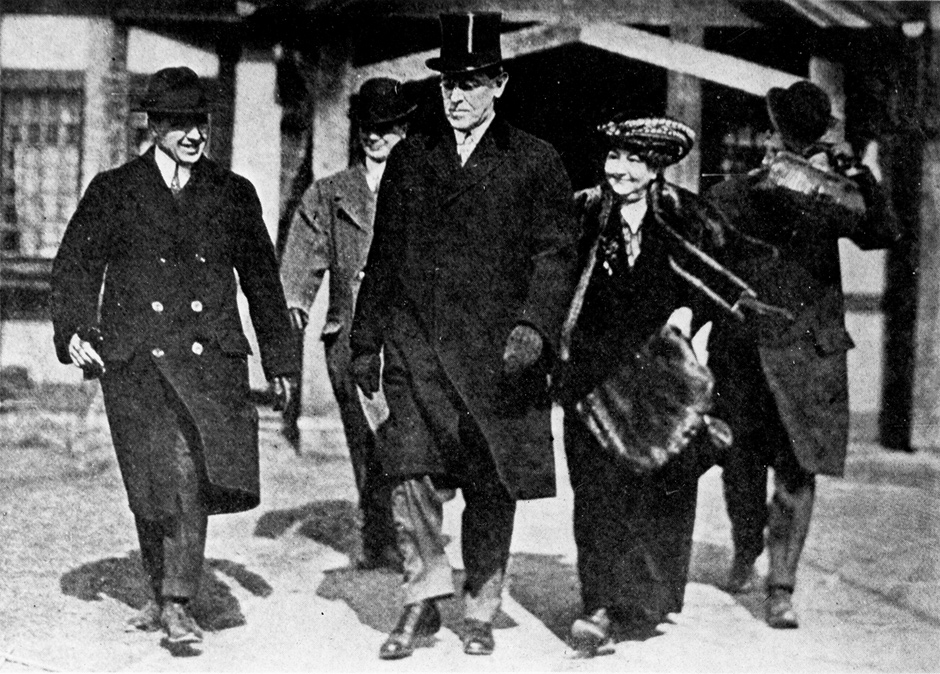 President-Elect Woodrow Wilson and his wife Ellen Axson in Princeton, New Jersey, on their way to Washington, D.C., March 3, 1913