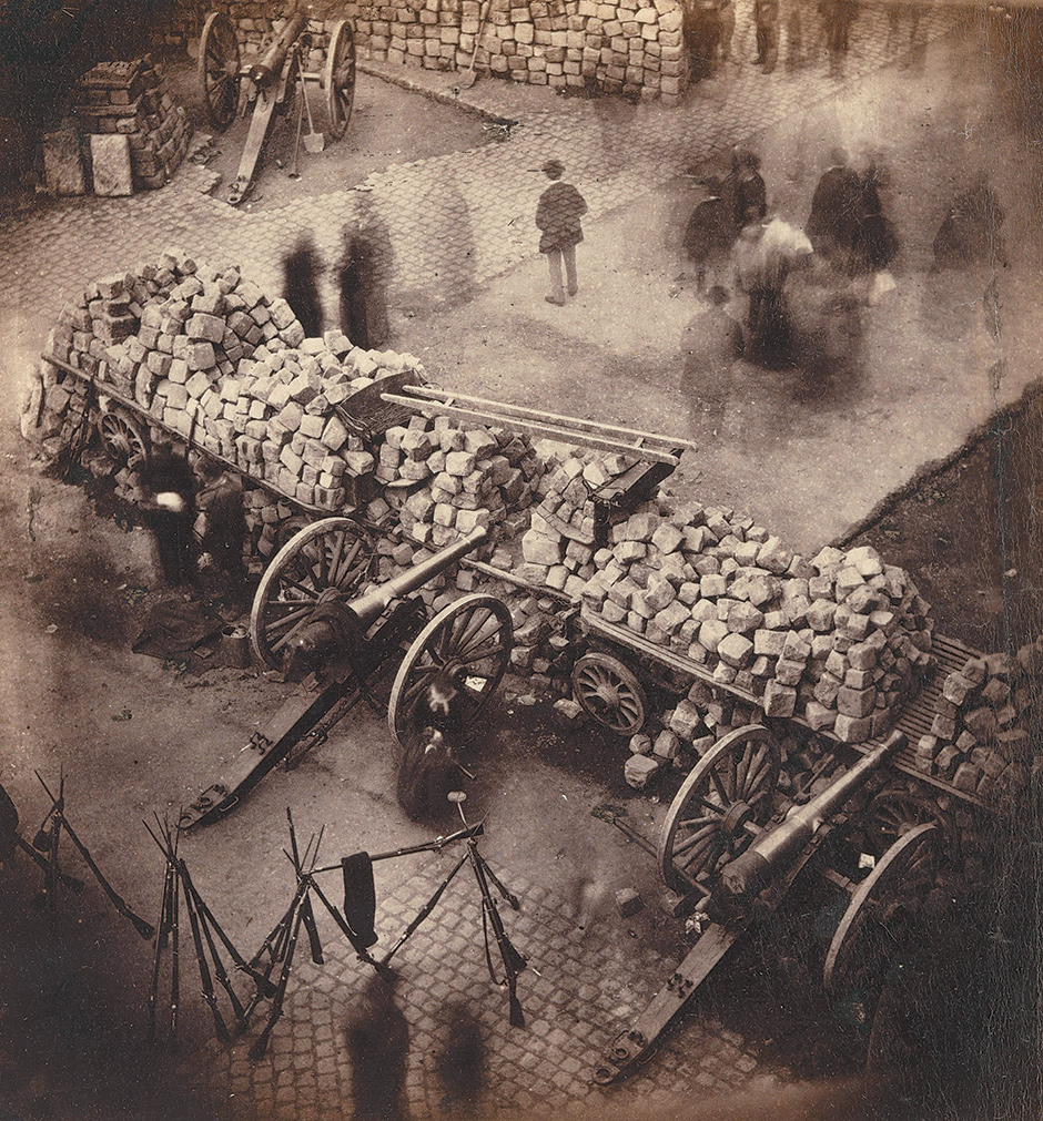 A barricade of the Communards at the corner of the Rue de Rivoli and the Place de l’Hôtel de Ville, Paris, April 1871