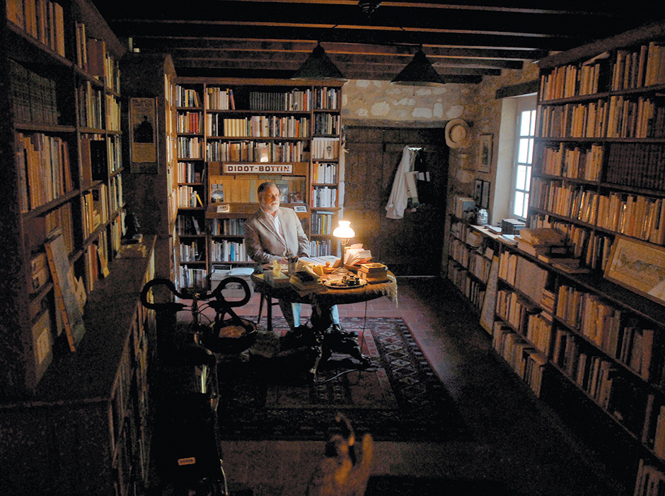 Alberto Manguel in his library near Châtellerault, in southwest France, 2007