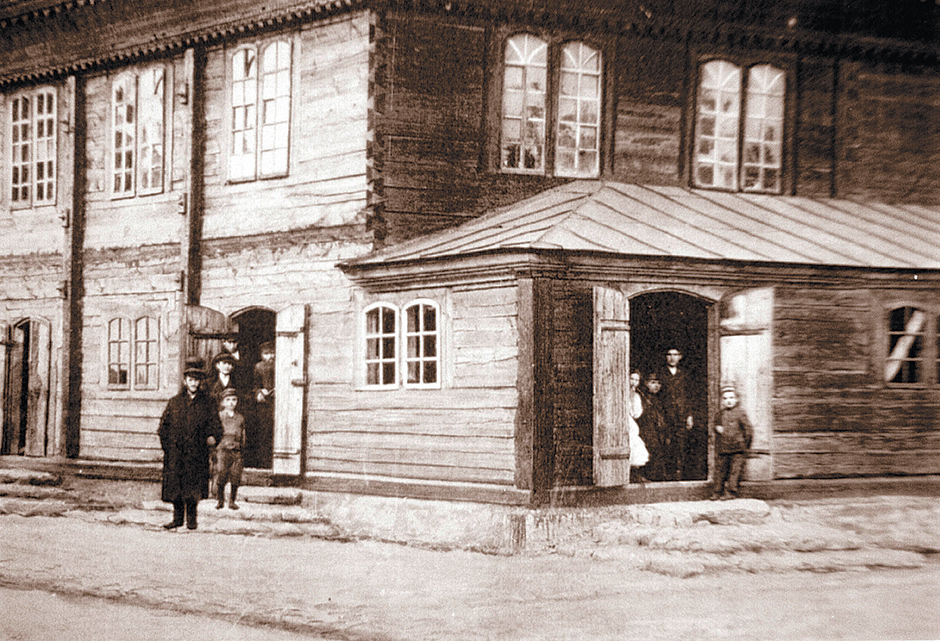 The synagogue in Jedwabne, Poland, before World War II