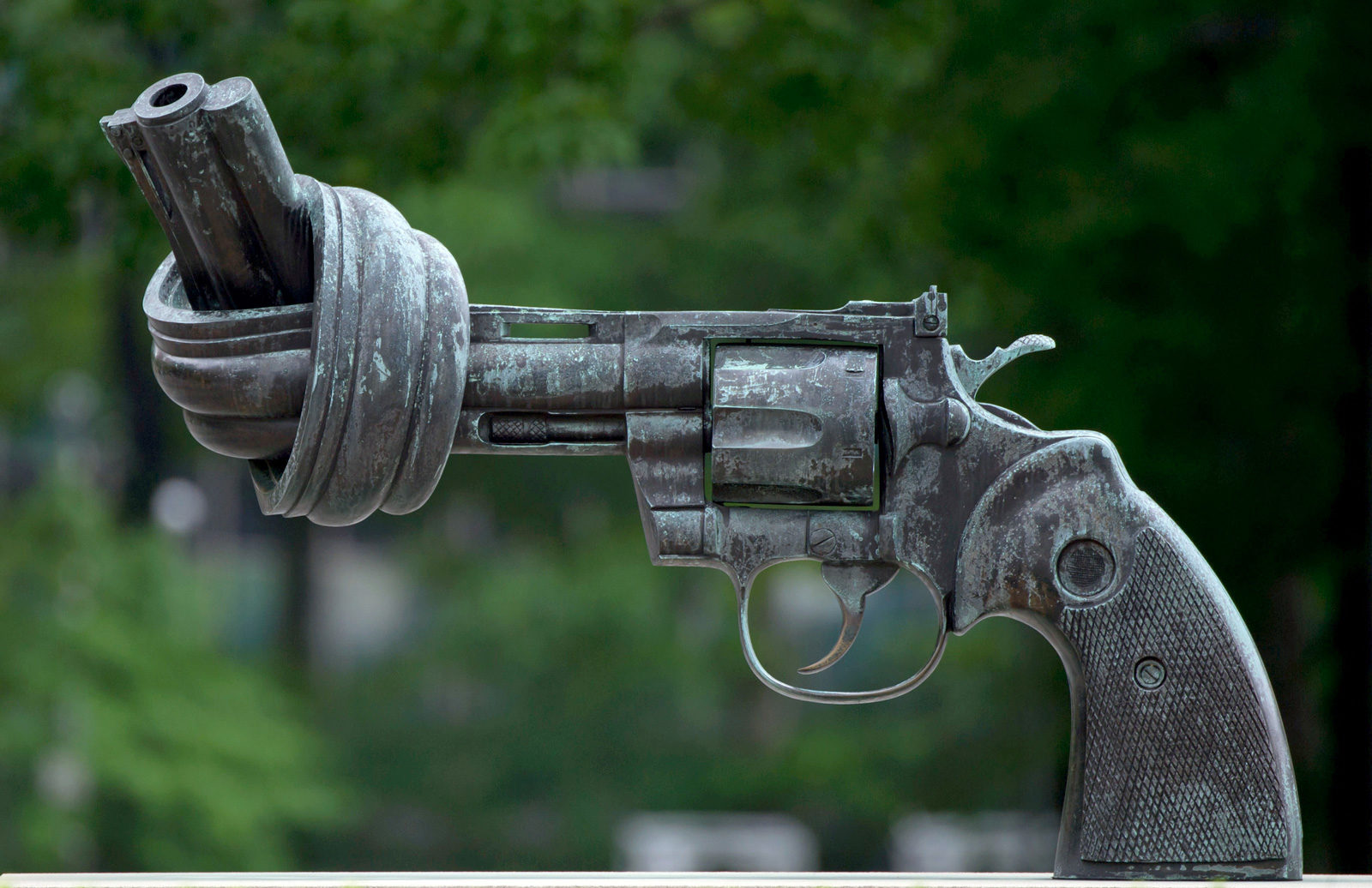 Carl Fredrik Reutersward: The Knotted Gun, photographed in New York City, 2013