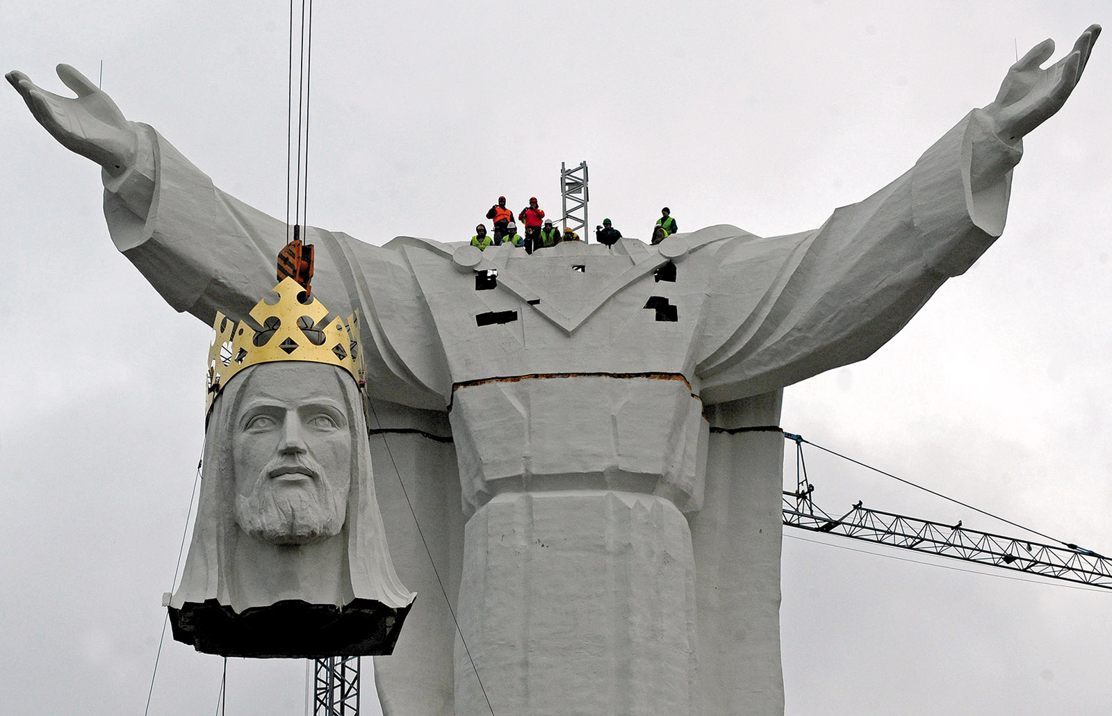 The construction of the world’s largest statue of Jesus Christ, Świebodzin, Poland, November 2010
