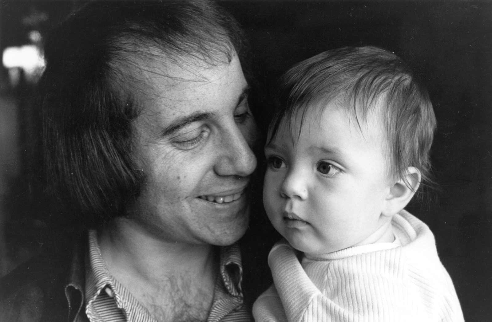 Paul Simon with his son Harper, June 7, 1973