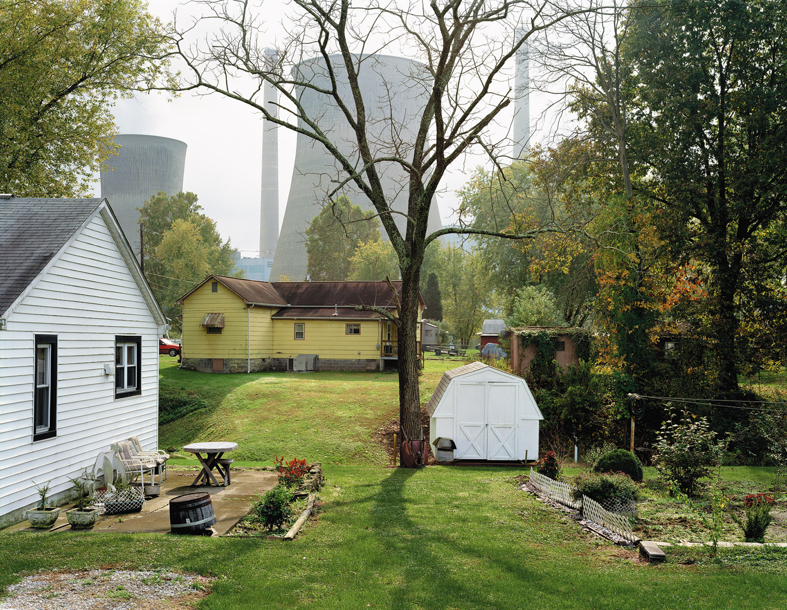 Amos Coal Power Plant, Raymond City, West Virginia, 2004; photograph by Mitch Epstein from his ‘American Power’ series