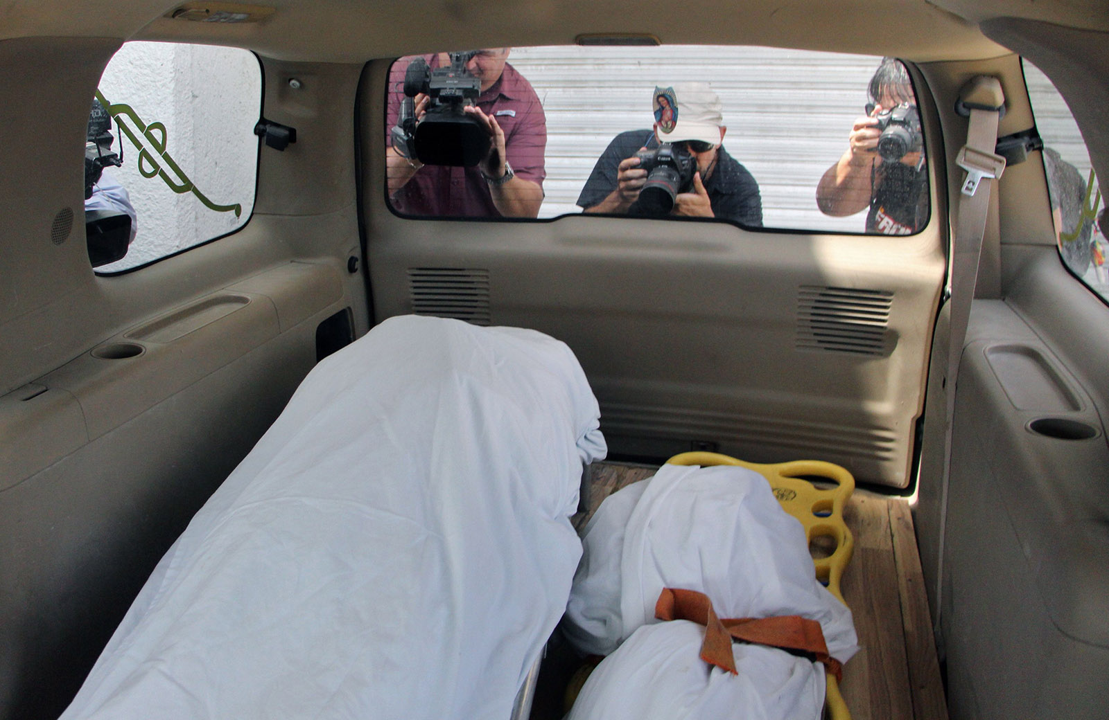The recovered bodies of Óscar Alberto Martínez Ramírez and his daughter Valeria, who drowned crossing the Rio Grande, being transported to the forensic service in Matamoros, Mexico, June 26, 2019