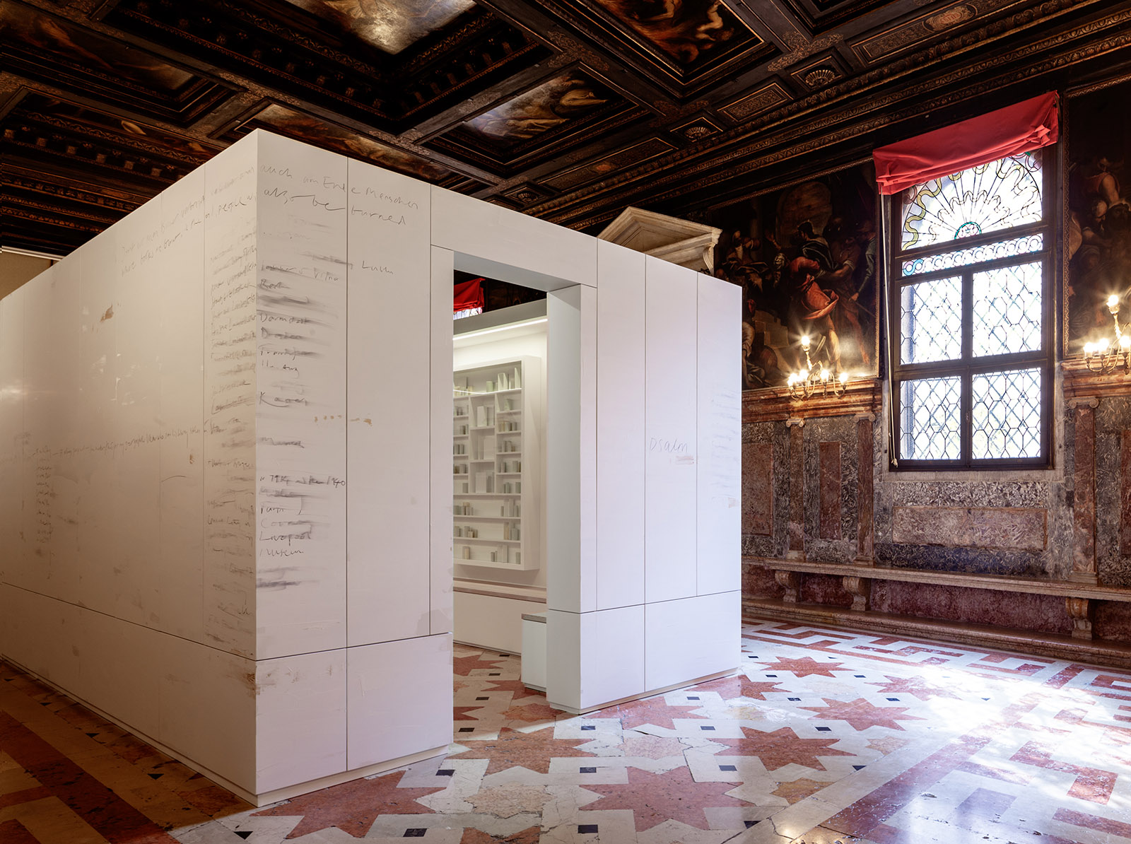 Edmund de Waal: The Library of Exile, part of “Psalm,” Ateneo Veneto, 2019