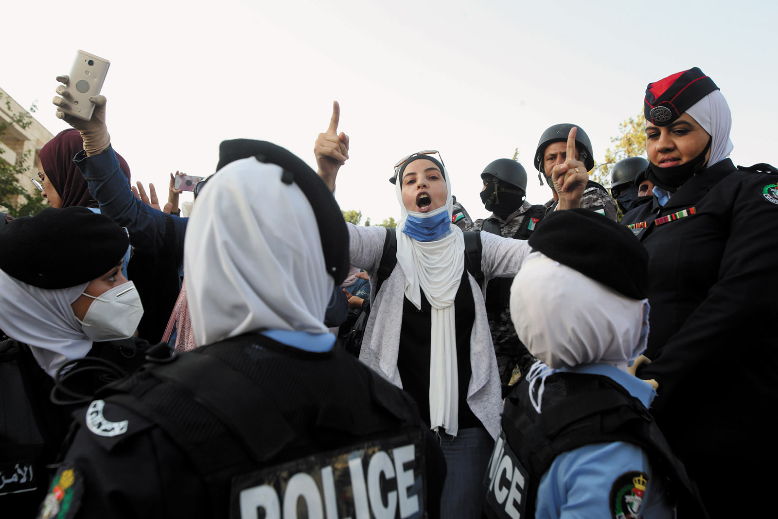 Police blocking protesters after the arrests of the leaders of the Jordanian Teachers’ Syndicate, Amman