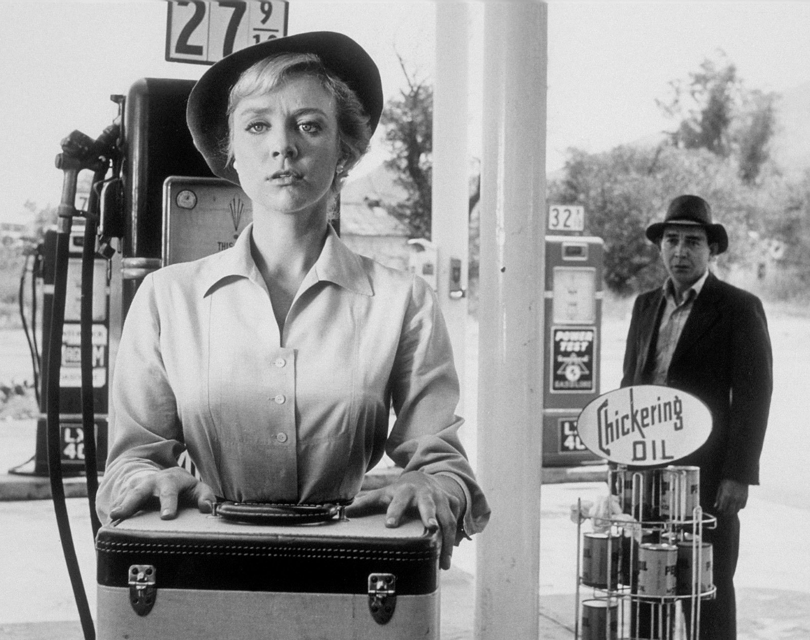 Inger Stevens and Leonard Strong in ‘The Hitch-Hiker,’ an episode of The Twilight Zone