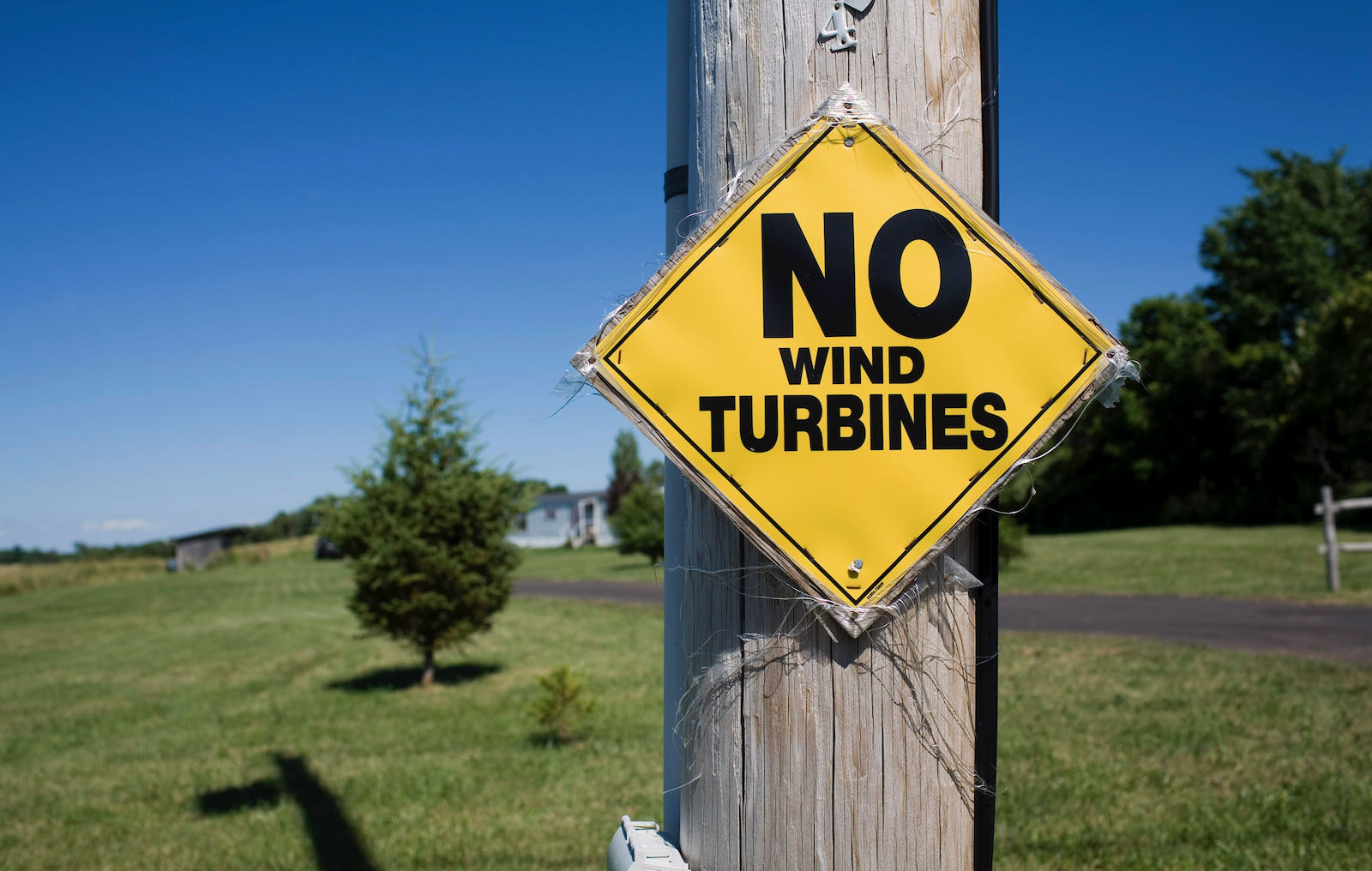 A "no wind turbines" protest sign