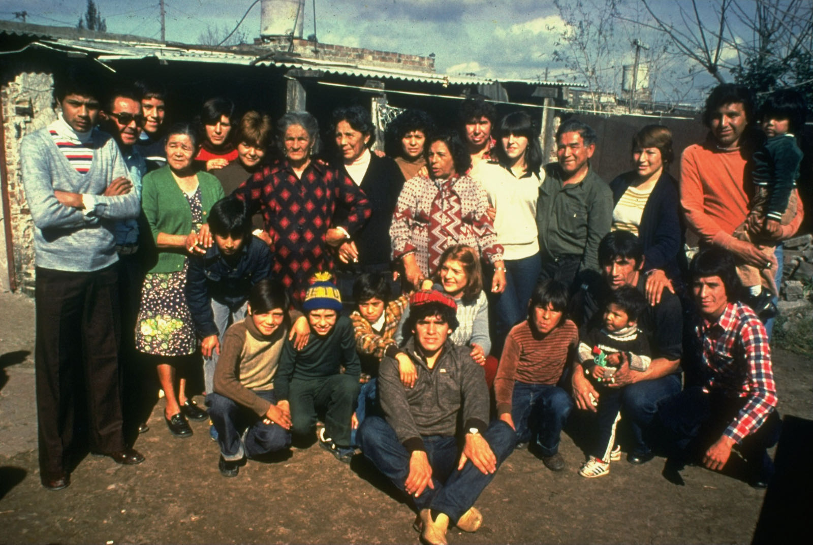 Maradona with family and friends, 1980
