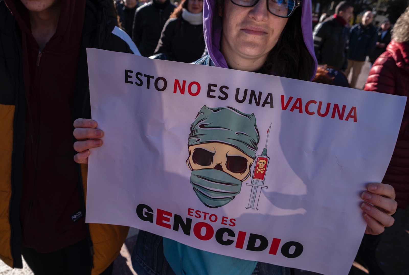 Antivaccine protest in Barcelona