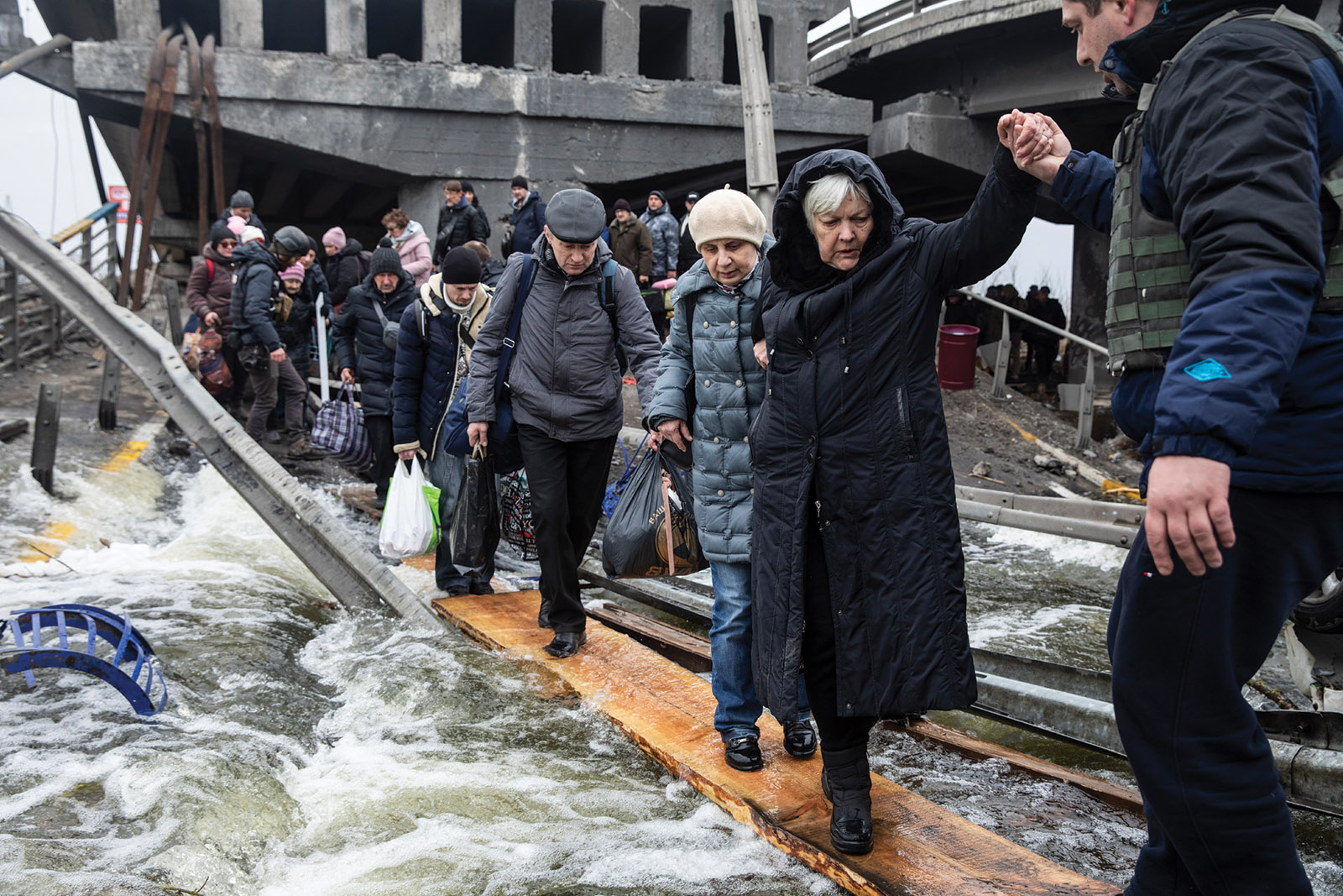 Ukrainians fleeing Irpin, March 7, 2022