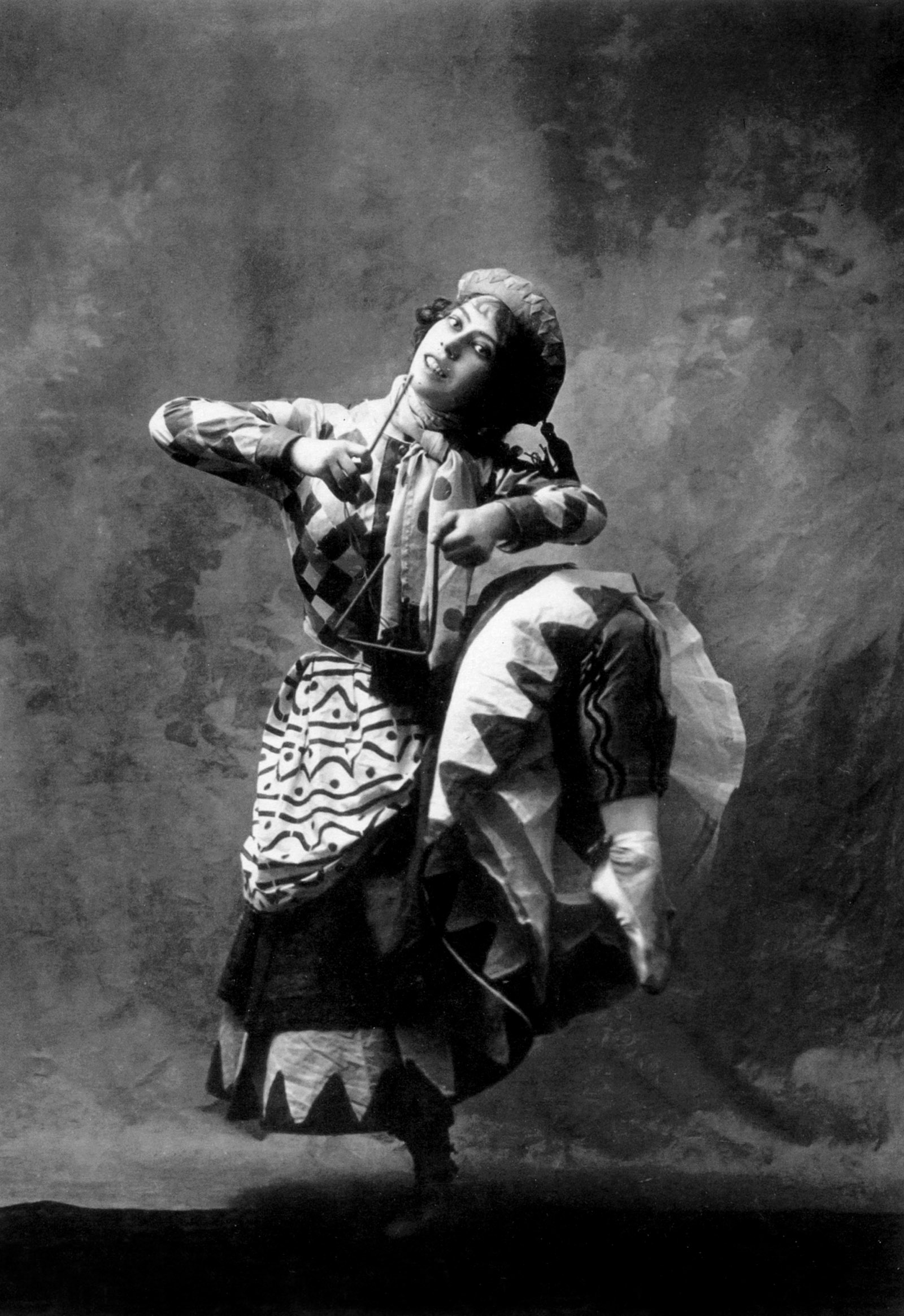 Bronislava Nijinska as a street dancer in Petrouchka, 1911
