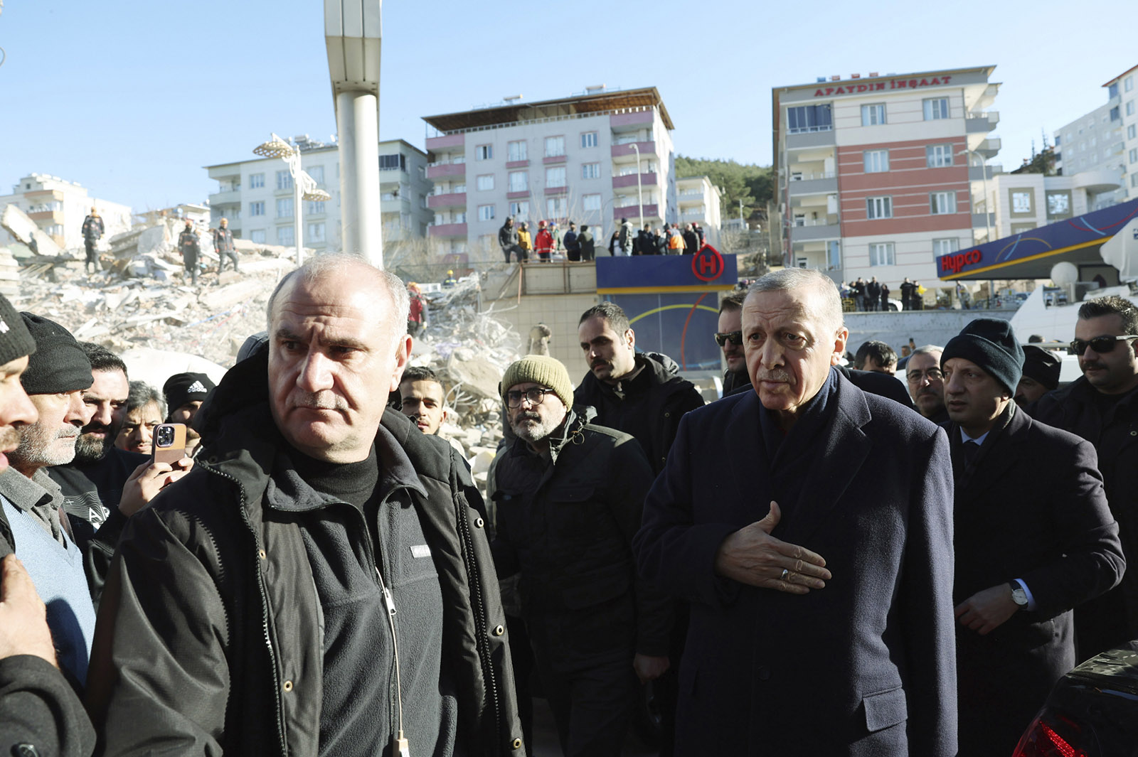 Recep Tayyip Erdoğan viewing earthquake damage in Kahramanmaraş, southern Turkey