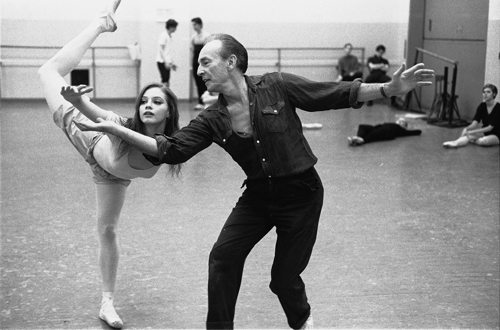 Suzanne Farrell and George Balanchine rehearsing