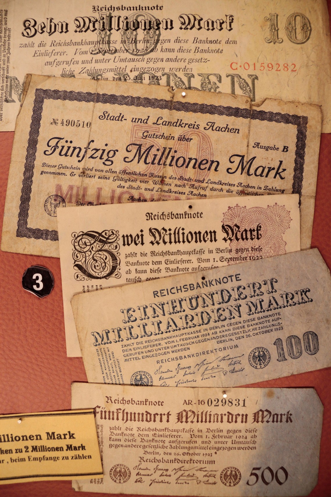 Banknotes ranging in value from two million to five hundred billion marks